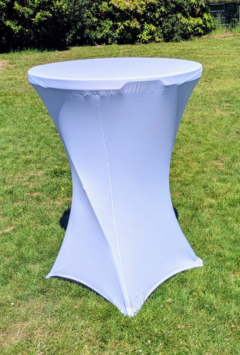 Stehtische mieten in Osterholz-Scharmbeck, Bremen und Umzu weißer Stehtisch im Garten